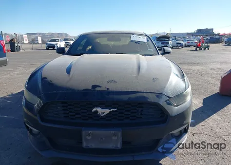 2015 Ford Mustang V6 z USA, uszkodzony, nr VIN 1FA6P8AM9F5358401